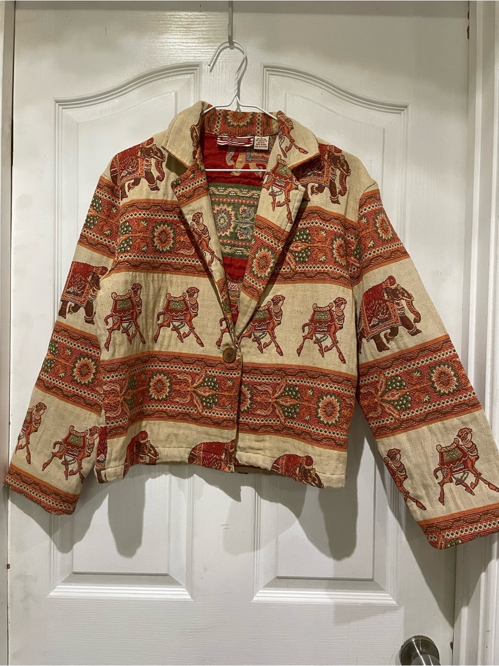 Vintage New Identity Boho Elephant-Print Cropped Blazer in Beige and Rust
